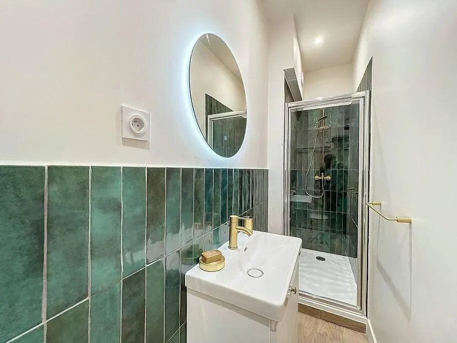 アパート Elegant Appartement - Hyper Centre & Climatisation - Les Freres De La Loc' マルセイユ フランス